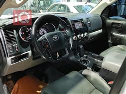 Toyota Sequoia